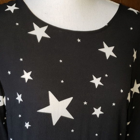 NWT Adorable GAP Dress - Picture 2 of 5